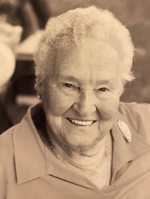 Margaret Kathy West 1925-2022