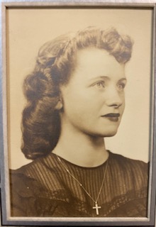 Anita Evans 1925-2023